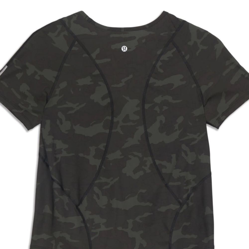 Lululemon “Outrun The Heat Short Sleeve”
